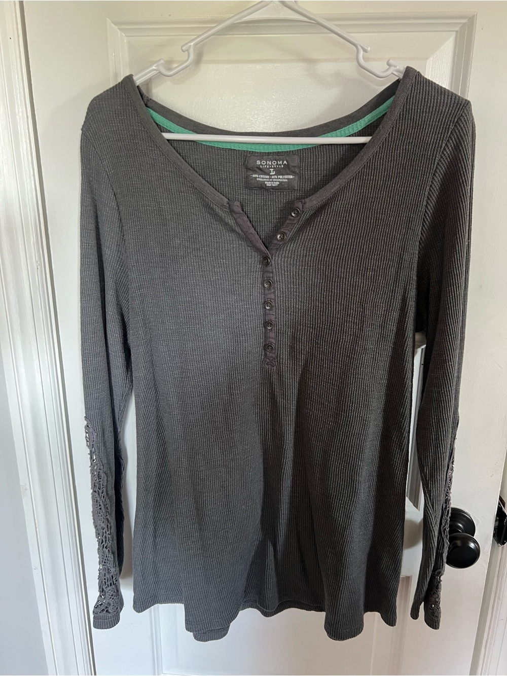 Sonoma Charcoal Gray Long-Sleeve Waffle Henley with Lace Trim